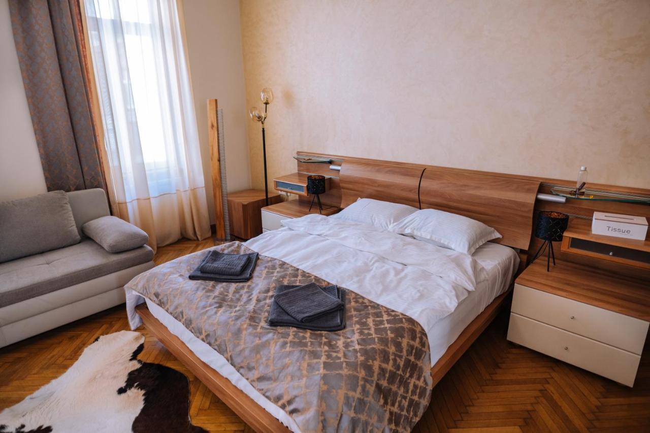 The Home Temesvár Kültér fotó